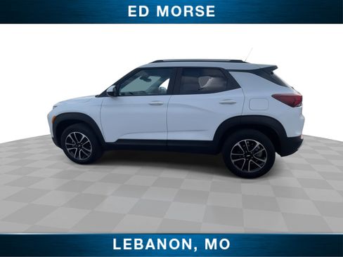 Used 2025 Chevrolet TrailBlazer LT w/ Driver Confidence Package image 6