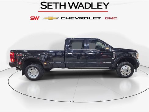 Used 2022 Ford F450 Limited w/ FX4 Off-Road Package image 8