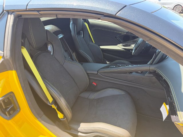 Used 2026 Chevrolet Corvette Z06 RWD image 21