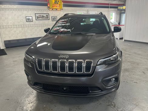 Used 2022 Jeep Cherokee Latitude Lux image 3