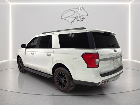 Used 2024 Ford Expedition Max XLT AWD/4WD image 3