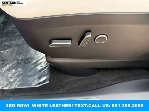 Used 2022 Tesla Model X AWD/4WD image 30