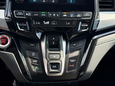 Certified 2023 Honda Odyssey Touring image 25