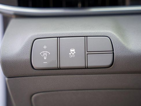 New 2025 Hyundai Elantra Sport image 21