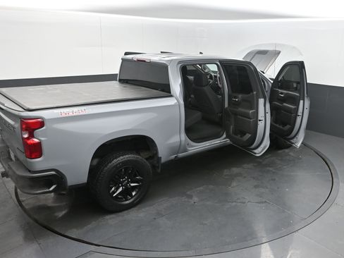 Used 2024 Chevrolet Silverado 1500 Custom Trail Boss w/ LPO, Dark Essentials Package AWD/4WD image 46