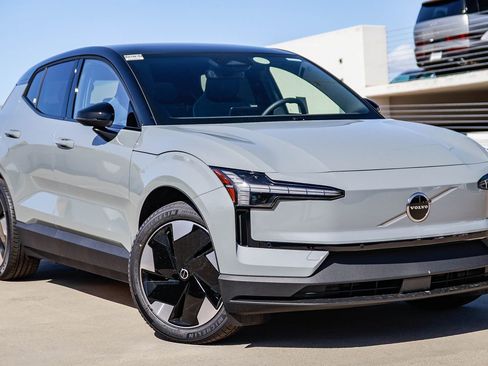 New 2026 Volvo EX30 Plus w/ Protection Package image 1