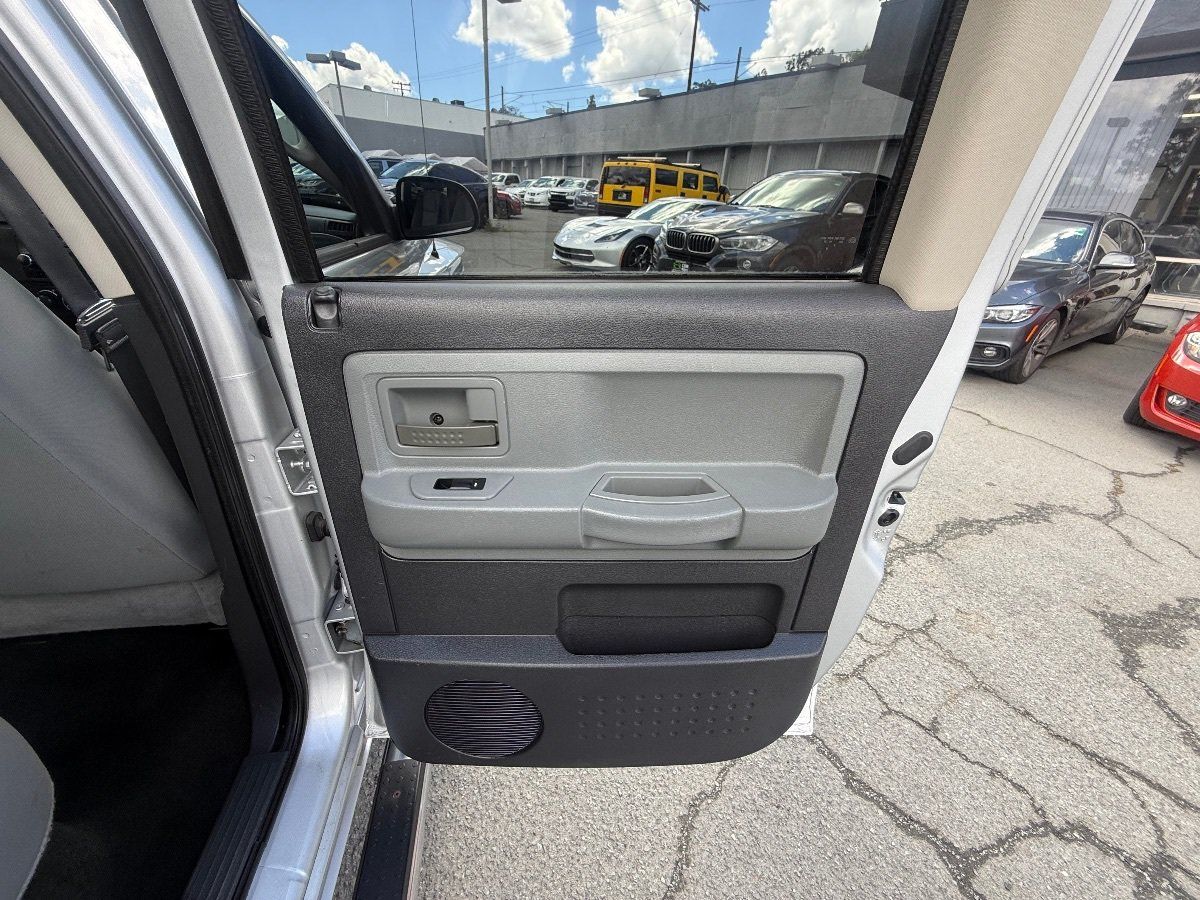 Used 2011 Dodge Dakota Big Horn RWD image 17