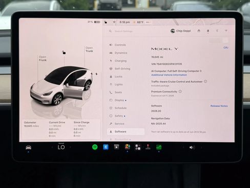 Used 2023 Tesla Model Y AWD image 22