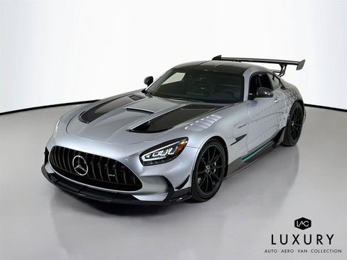 Used 2021 Mercedes-Benz AMG GT Black Series image 4