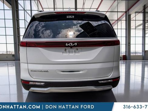 Used 2022 Kia Carnival SX FWD image 33