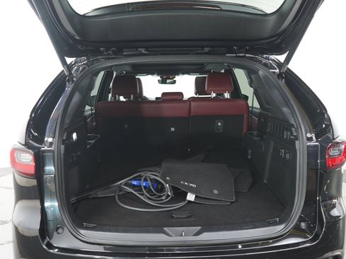 Certified 2025 MAZDA CX-70 Plug-In Hybrid w/ Premium Plus AWD/4WD image 16