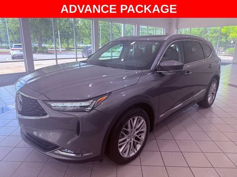 Used 2023 Acura MDX SH-AWD w/ Advance Package image 3