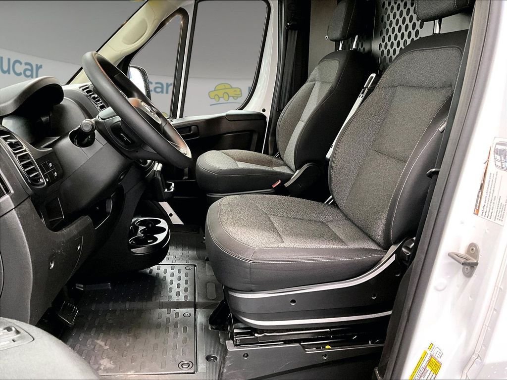 Used 2025 RAM ProMaster 2500 w/ U-Haul Equipment Group FWD image 10