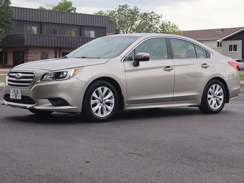 Used 2016 Subaru Legacy 2.5i Premium AWD/4WD image 11