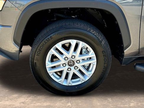 Used 2024 Toyota Tundra SR5 AWD/4WD image 37