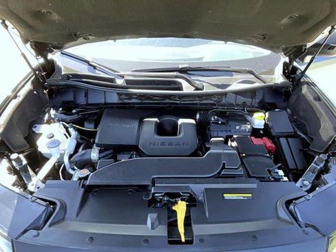 Certified 2025 Nissan Murano SV AWD/4WD image 25