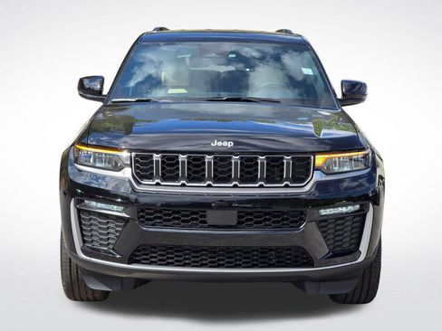 New 2026 Jeep Grand Cherokee L Limited w/ Trailer Tow Package AWD/4WD image 16