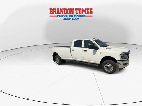 New 2026 RAM 3500 Tradesman AWD/4WD image 2