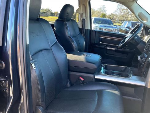 Used 2018 RAM 1500 Laramie w/ Convenience Group image 6