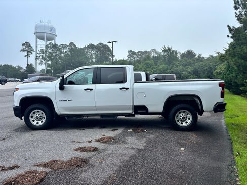Used 2020 Chevrolet Silverado 3500 W/T w/ WT Convenience Package AWD/4WD image 6