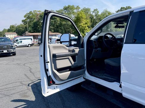 Used 2020 Ford F250 XL w/ Power Equipment Group AWD/4WD image 13