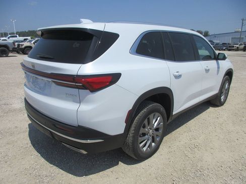 New 2026 Buick Enclave Preferred AWD/4WD image 5