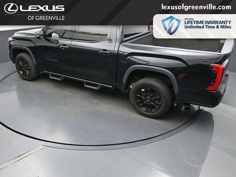 Used 2023 Toyota Tundra SR5 w/ SR5 Convenience Package AWD/4WD image 46