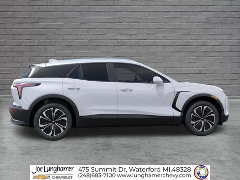 New 2026 Chevrolet Blazer EV LT AWD/4WD image 5