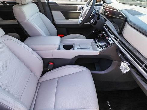 New 2025 Hyundai Santa Fe Calligraphy FWD image 19