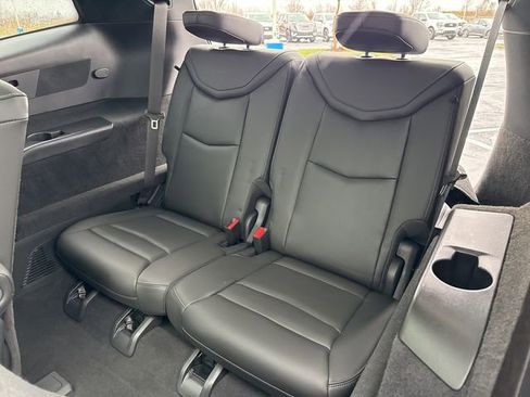 Used 2024 Cadillac XT6 Sport image 41