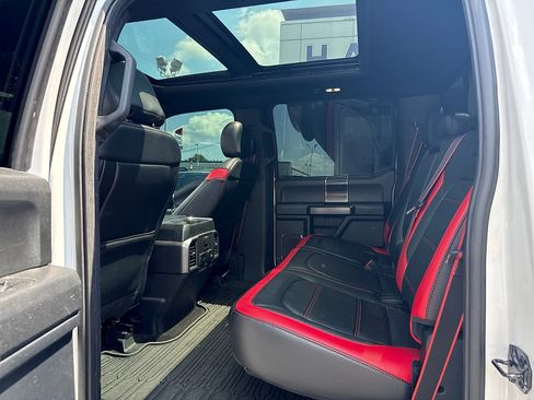 Used 2018 Ford F150 Lariat w/ Equipment Group 502A Luxury AWD/4WD image 7