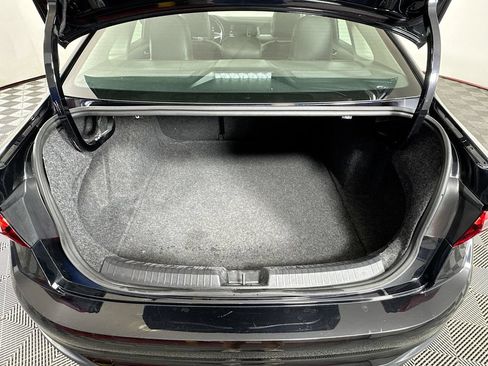 Used 2024 Volkswagen Jetta SE FWD image 24