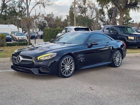 Used 2017 Mercedes-Benz SL 450 w/ Premium I Package image 8
