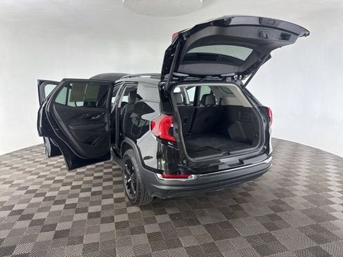 Used 2023 GMC Terrain AT4 image 18