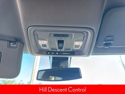 Used 2021 GMC Sierra 1500 SLT w/ SLT Convenience Package image 31