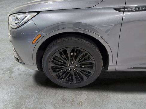 Used 2023 Lincoln Corsair Reserve w/ Jet Appearance Package FWD image 20