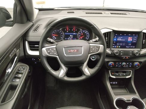 Used 2024 GMC Terrain SLT AWD/4WD image 22