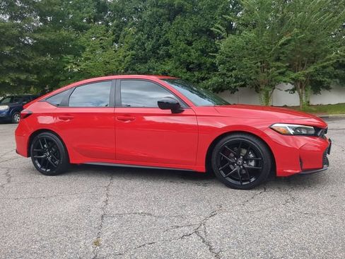 Used 2025 Honda Civic Sport image 2