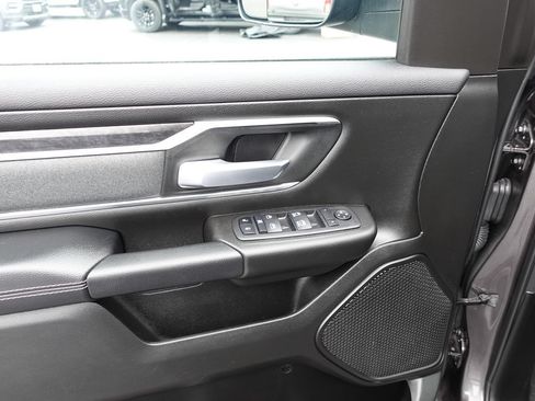 Used 2023 RAM 1500 Big Horn AWD/4WD image 17