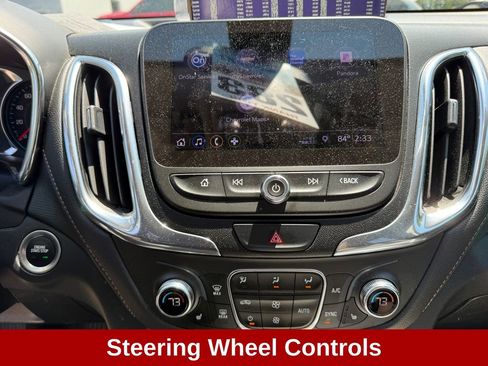 Used 2020 Chevrolet Equinox Premier AWD/4WD image 16