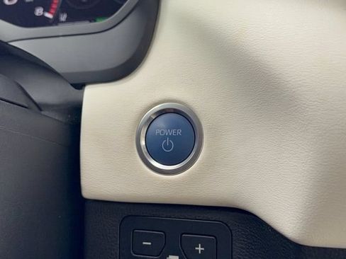 Used 2024 Toyota Tundra Capstone AWD/4WD image 26