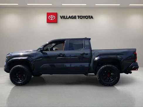 Certified 2025 Toyota Tacoma TRD Pro AWD/4WD image 2