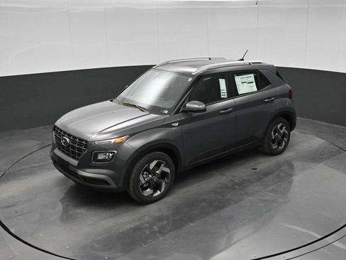 New 2026 Hyundai Venue SEL FWD image 27
