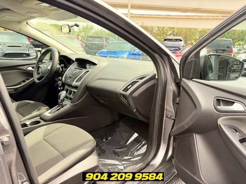 Used 2014 Ford Focus SE FWD image 31