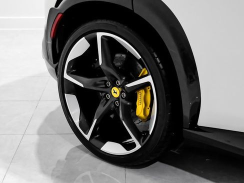 Used 2025 Ferrari Purosangue image 54