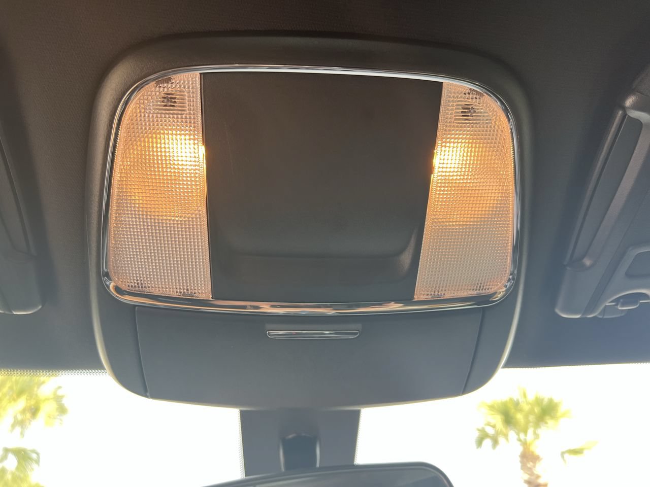 Used 2023 Dodge Charger SXT RWD image 28