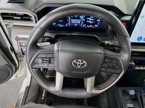 Used 2024 Toyota Tacoma TRD Off-Road w/ TRD Off Road Upgrade Package AWD/4WD image 3