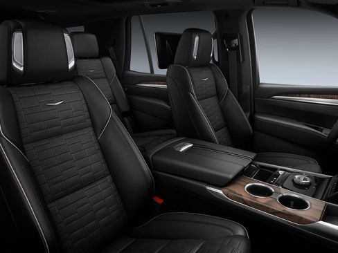 New 2025 Cadillac Escalade Sport Platinum w/ LPO, Floor Liner Package image 43