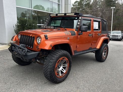 Used 2011 Jeep Wrangler Unlimited Sport image 1