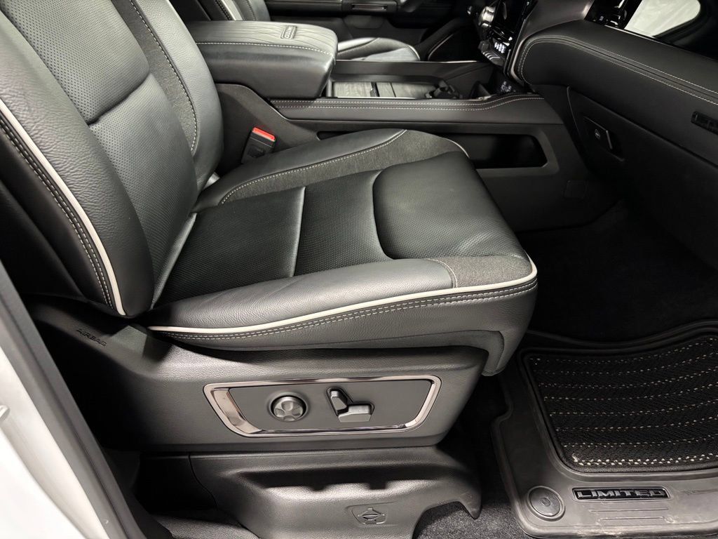 Used 2026 RAM 1500 Limited AWD/4WD image 59
